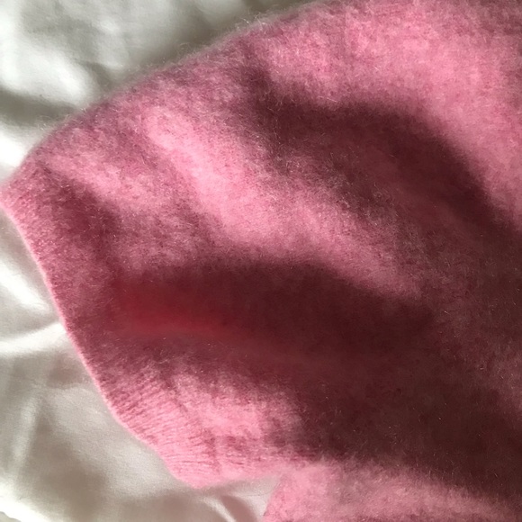 SOFT PINK TOP - Picture 2 of 4